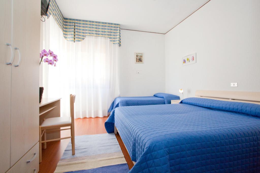 Hotel Telenia Lido di Jesolo Exteriör bild
