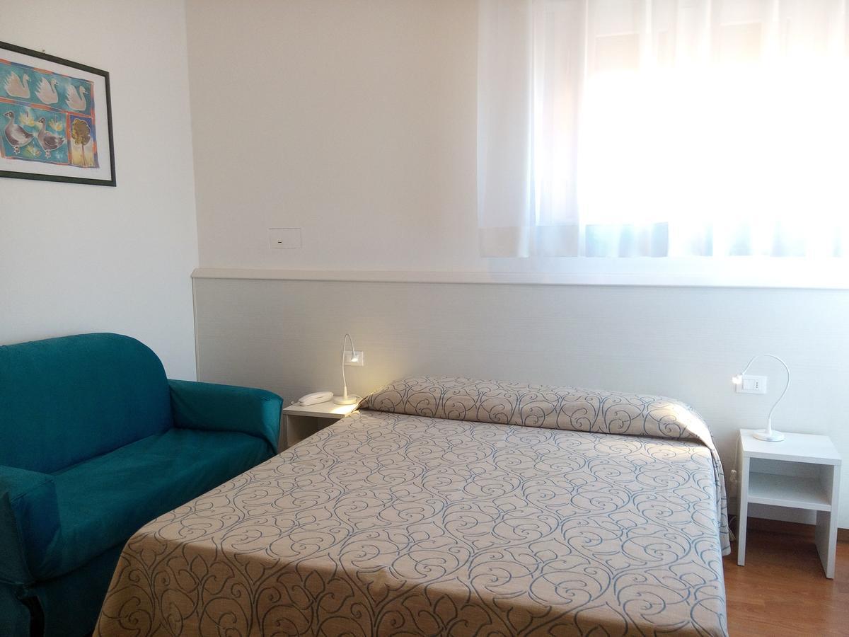 Hotel Telenia Lido di Jesolo Exteriör bild